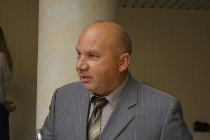 Депутат Олег Комаров