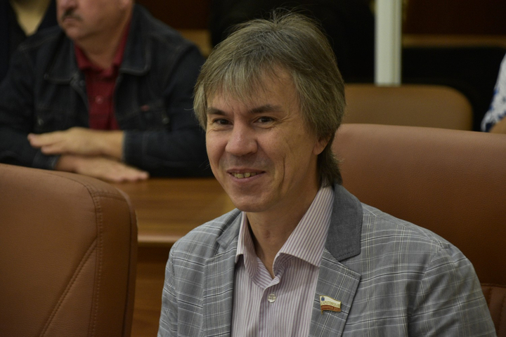 Депутат Вадим Рогожин