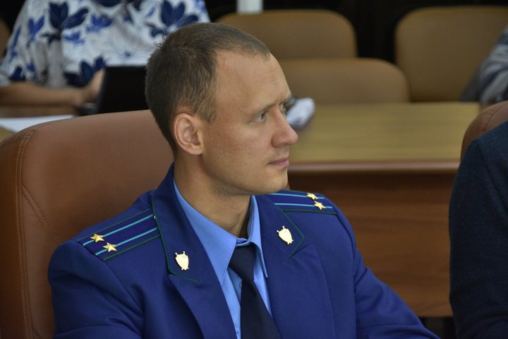 Прокурор Алексей Шкромада