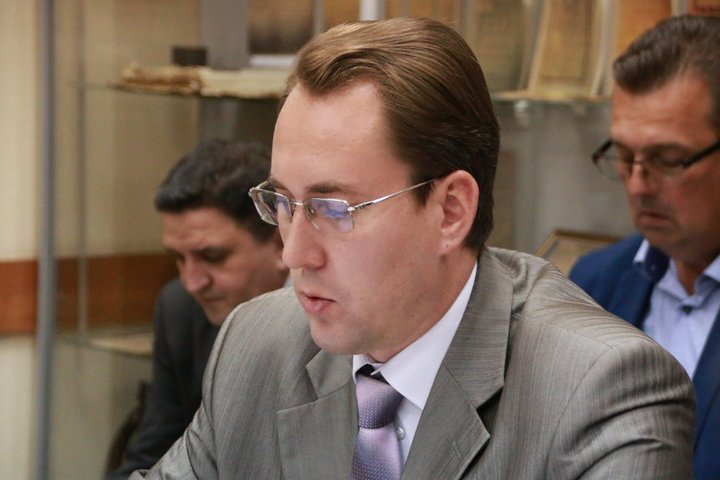 глава комитета по финансам мэрии Александр Струков