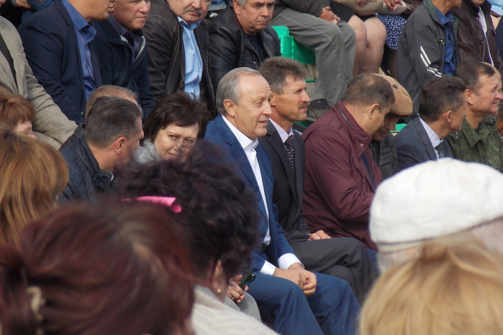 Губернатор Валерий Радаев