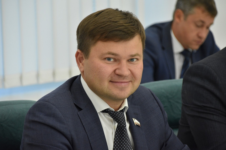 министр строительства и ЖКХ Дмитрий Тепин