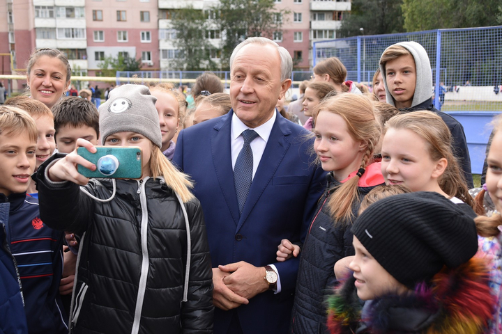 Губернатор Валерий Радаев