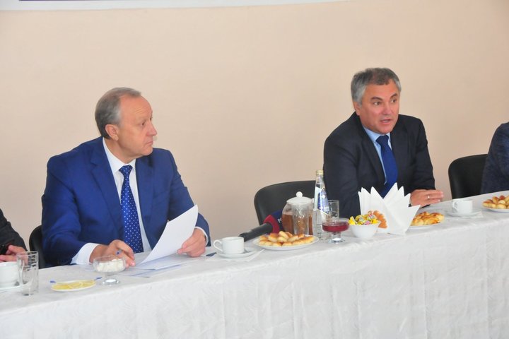 губернатор Валерий Радаев и спикер Госдумы Вячеслав Володин