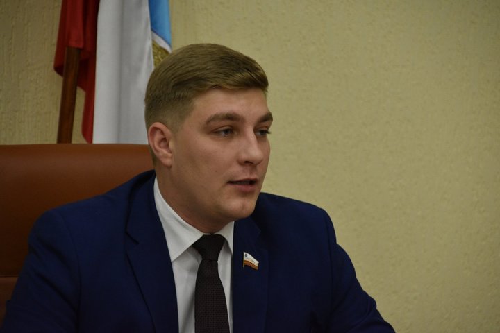 Депутат Дмитрий Пьяных