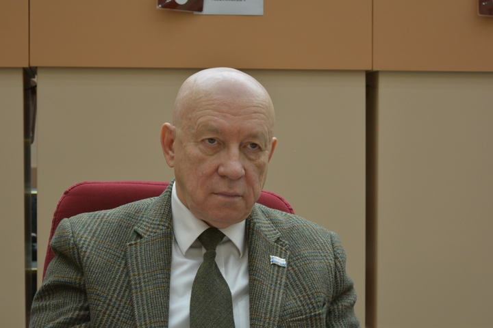 Депутат Леонид Коссович