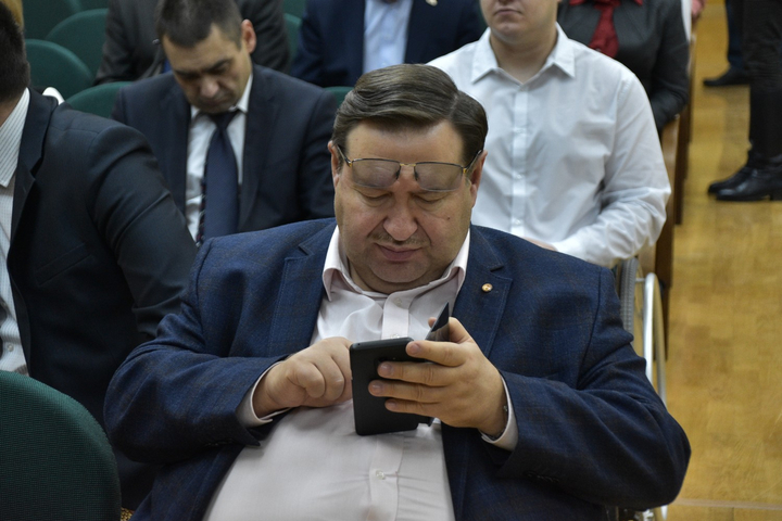 директор Саратовского экономического института Сергей Наумов