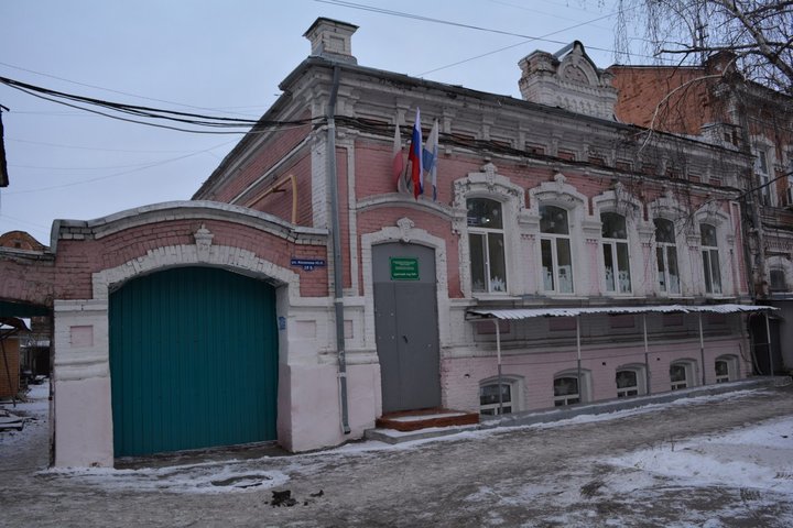 «Дом, где жил Н. Маркин, организатор Волжской флотилии» (улица Киселева, 18)