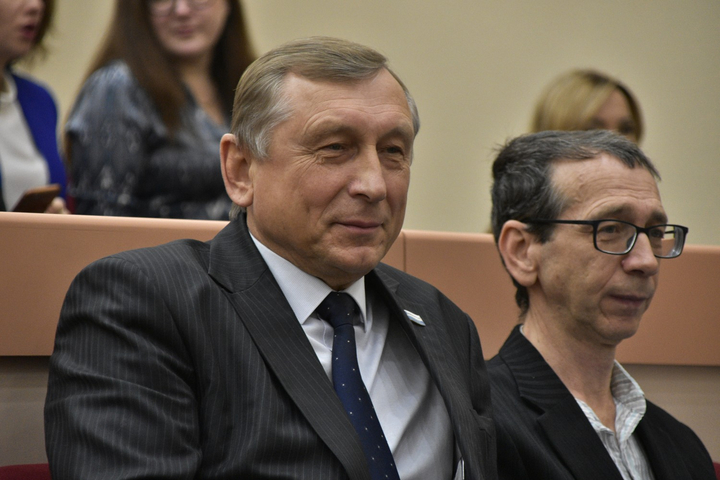 Депутат Анатолий Серебряков