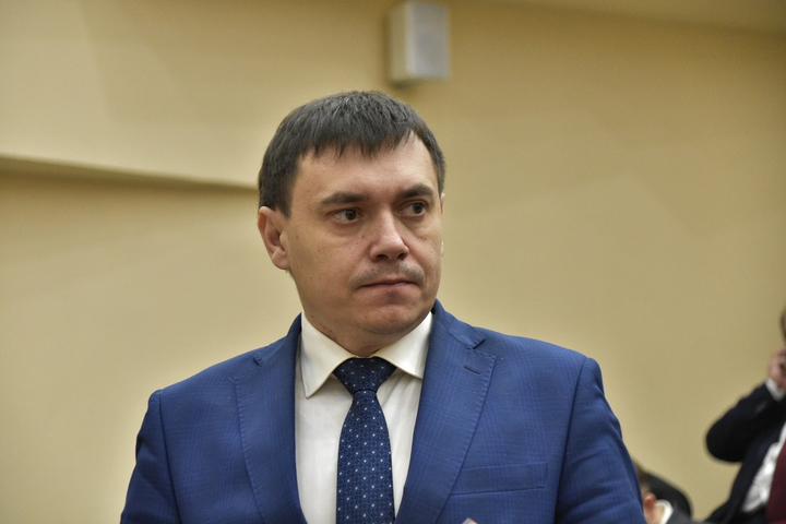 Первый замминистра строительства и ЖКХ Павел Мигачев