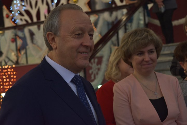 губернатор Валерий Радаев и министр соцразвития Ирина Бузилова