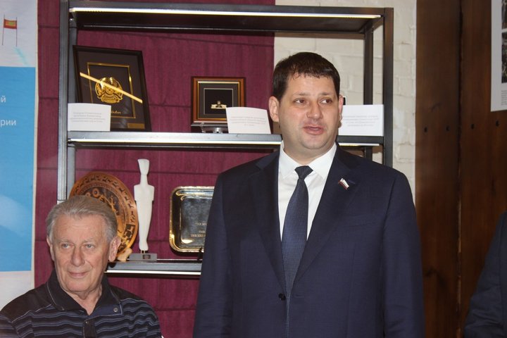 Председатель Общественной палаты Саратовской области Александр Ландо и министр спорта Саратовской области Александр Абросимов 