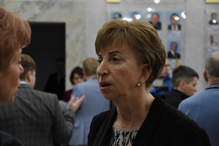 Депутат Зинаида Самсонова