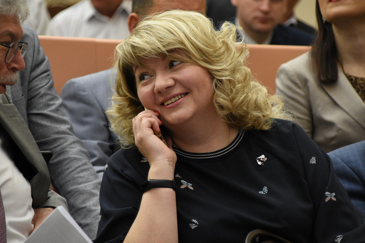 Начальник Управления по делам ЗАГС области Юлия Пономарева