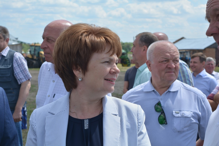 Министр сельского хозяйства области Татьяна Кравцева