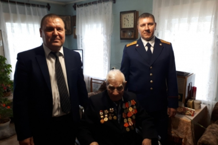 Владислав Балдин (слева) и Петр Чурбаков 8 мая