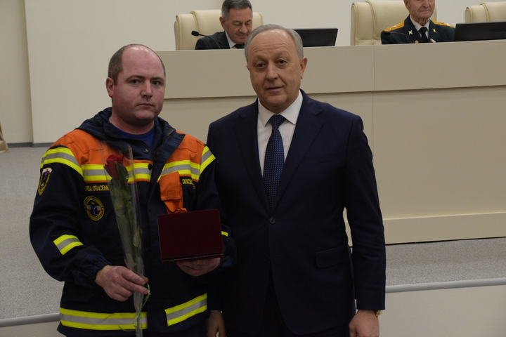 Водитель спецмашин областной службы спасения Александр Горохов