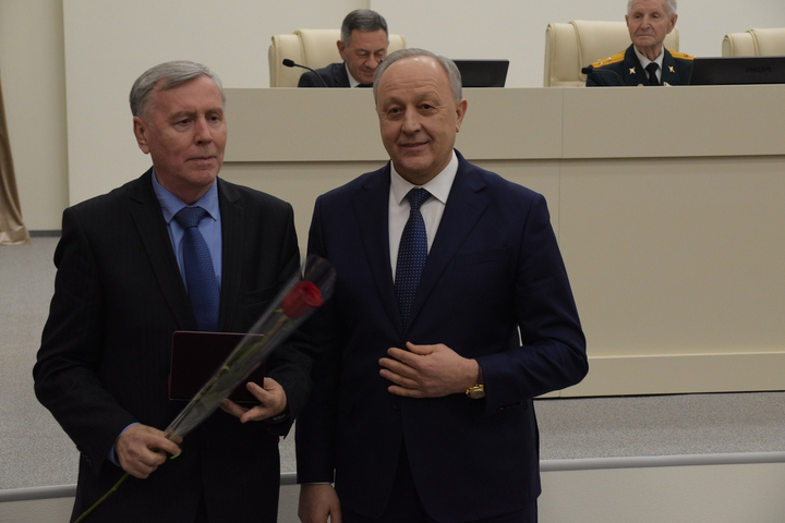 Декан одного из факультетов СГУ Валерий Аникин