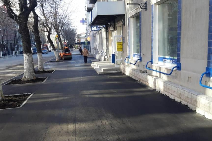 тротуар на улице Горького