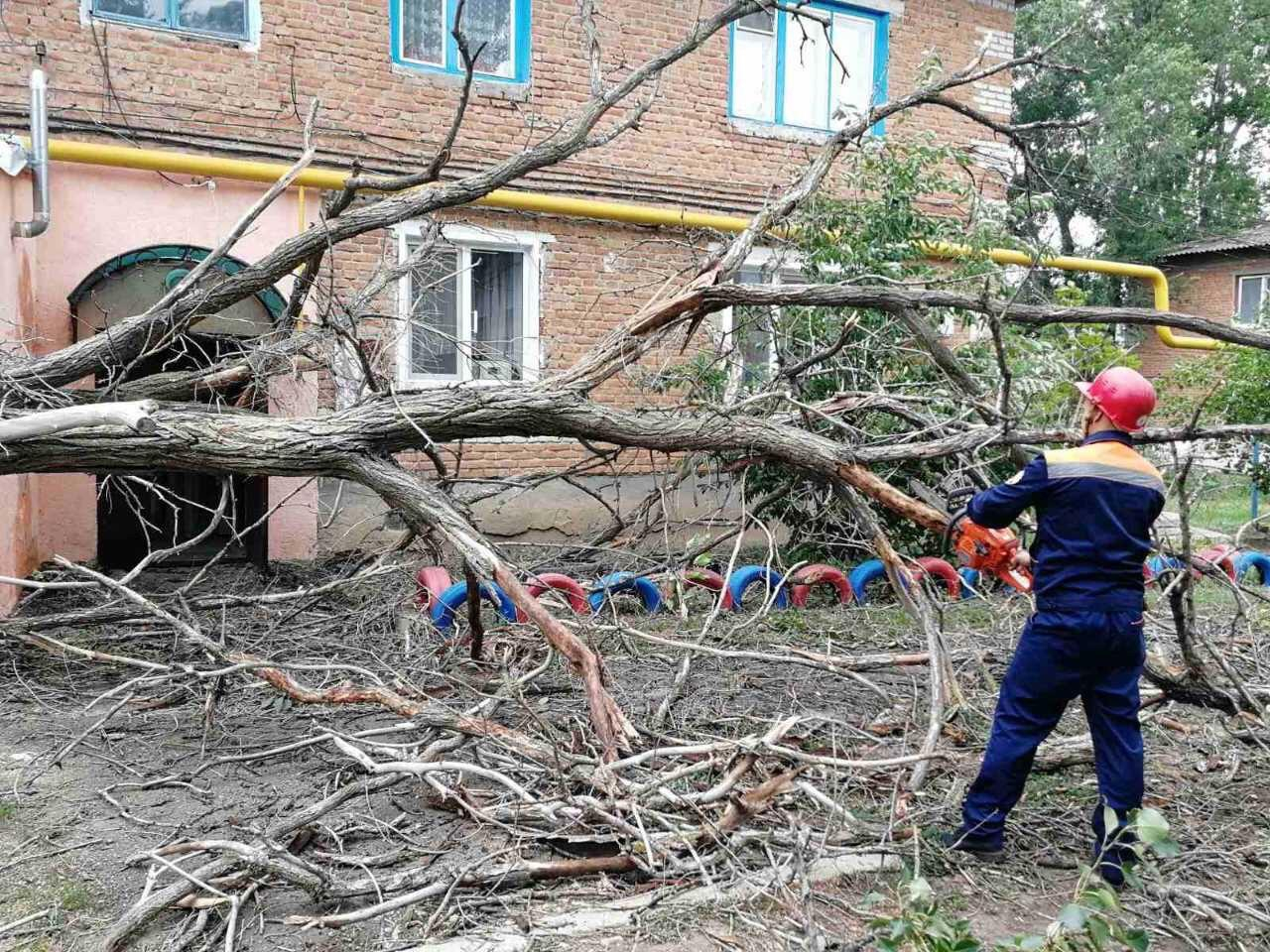 Стало известно, сколько человек пострадало от урагана в Балаково — ИА  «Версия-Саратов»