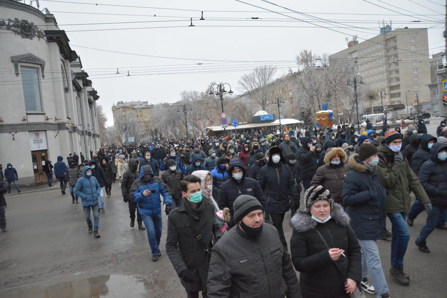 Покажи митинг. Несанкционированный митинг. Протесты в Нижнем Новгороде. Митинг в Виннице 2014. Митинг 22 февраля 2023 Саратов.