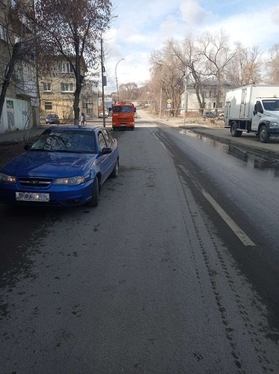 В Заводском районе иномарка сбила девочку, в Ленинском — отечественная  легковушка на пешеходном переходе наехала на пенсионерку — ИА  «Версия-Саратов»