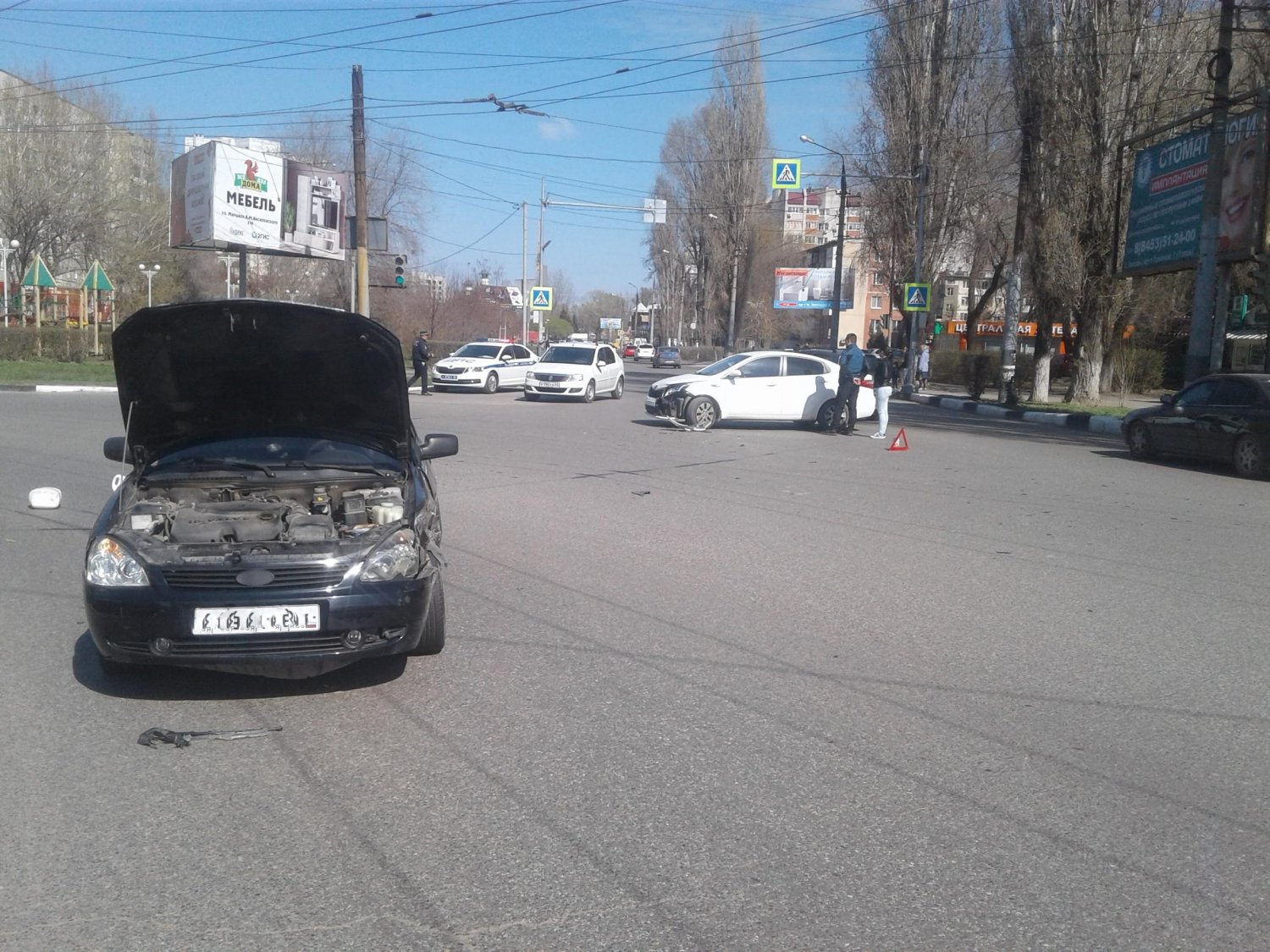 В Энгельсе два человека пострадали в ДТП с отечественными легковушками, в  районе Стрелки сбили велосипедиста | 10.04.2023 | Саратов - БезФормата