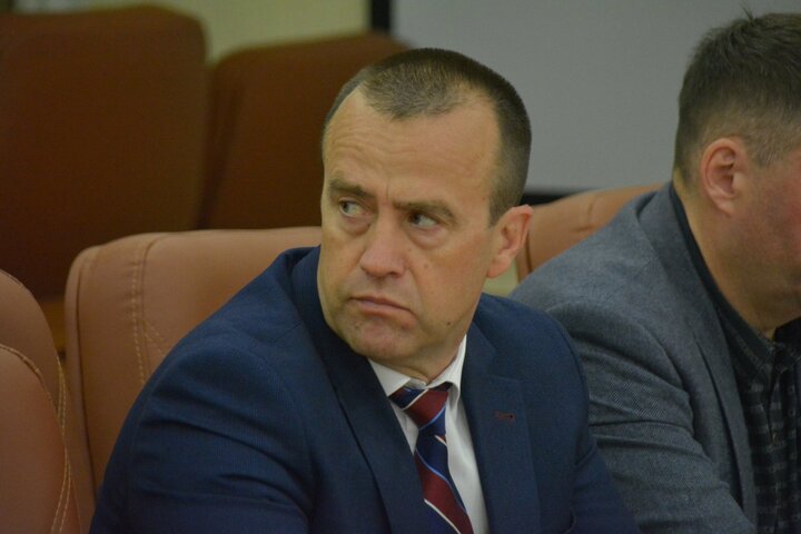 Глава администрации Волжского района Владимир Бьятенко 