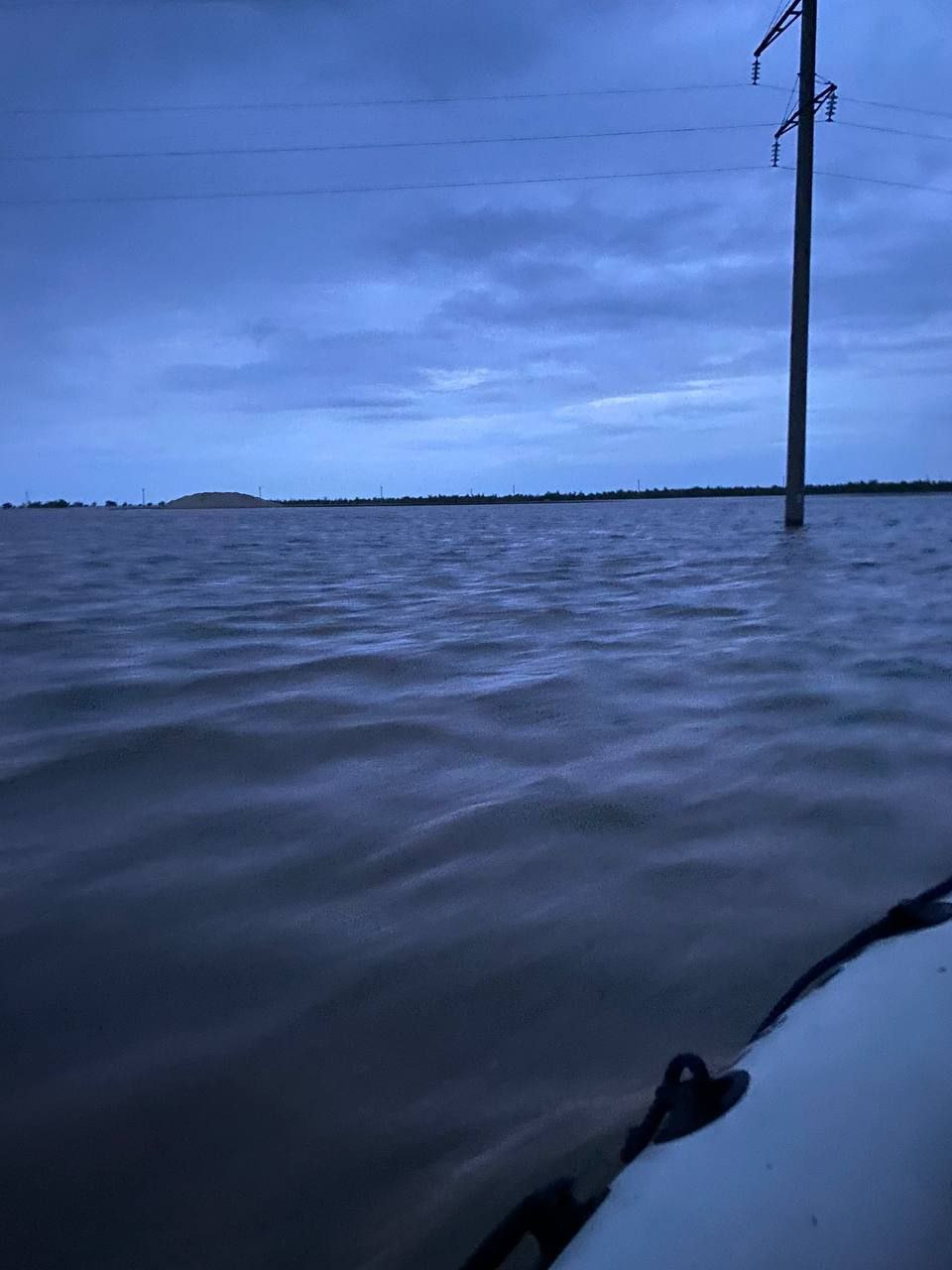 Вода шла огромным валом по степи»: одно из сел Саратовской области затопило,  введен режим ЧС, жители эвакуированы — ИА «Версия-Саратов»