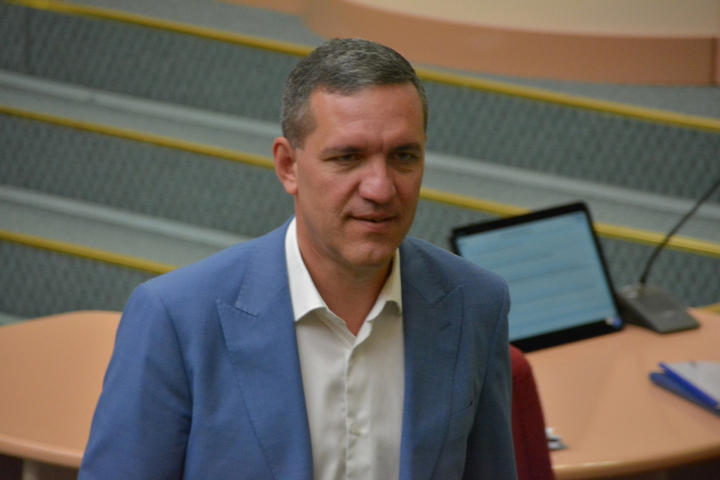 Депутат Александр Бурмак