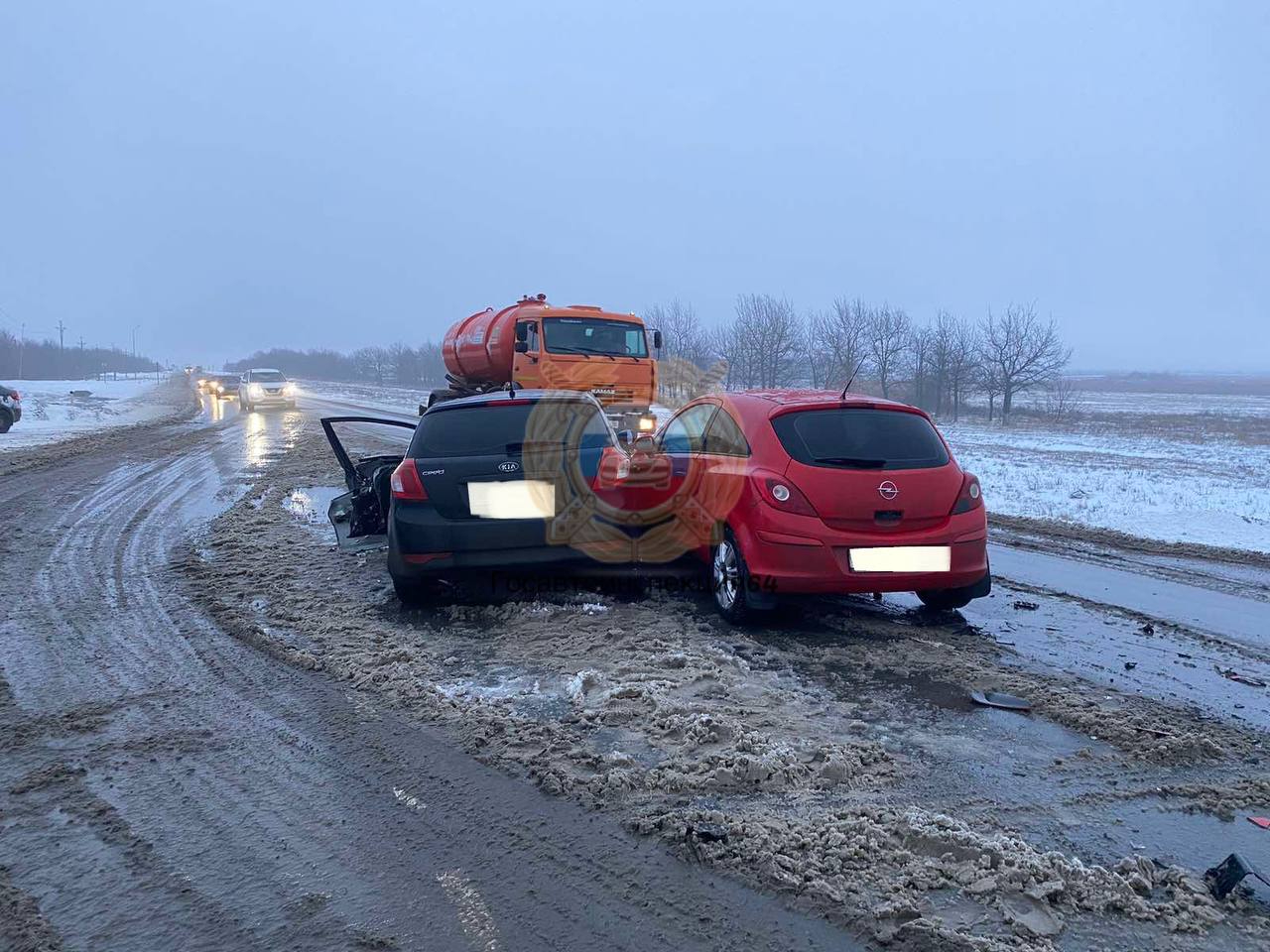 В тройной аварии в Гагаринском районе погибли водители «Приоры» и KIA — ИА  «Версия-Саратов»