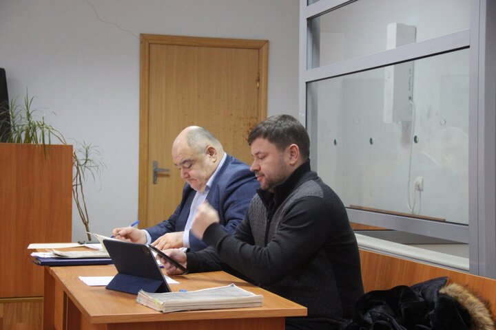 Экс-министр строительства и ЖКХ Дмитрий Тепин и его адвокат Таймураз Тотиков