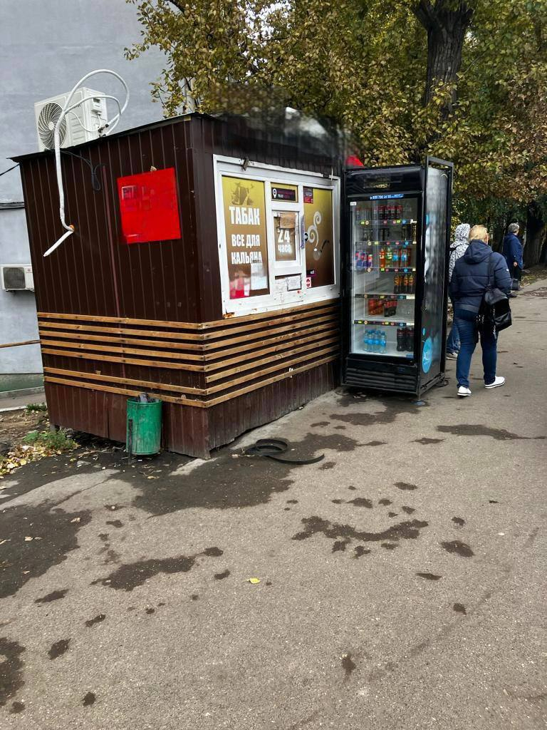 На оживленной улице в Ленинском районе снесли ларьки с овощами и табаком —  ИА «Версия-Саратов»