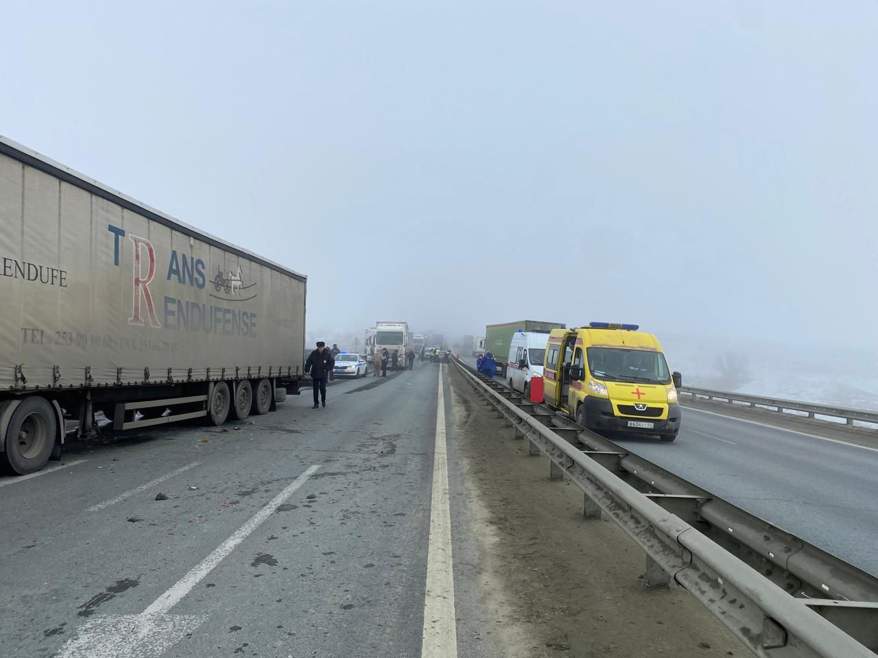 Более 20 машин попали в аварию в Гагаринском районе. Есть пострадавшие — ИА  «Версия-Саратов»