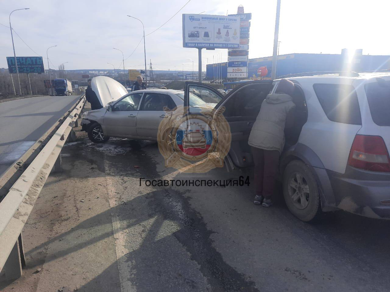 В ДТП на Вольском тракте пострадала женщина | 07.04.2024 | Саратов -  БезФормата