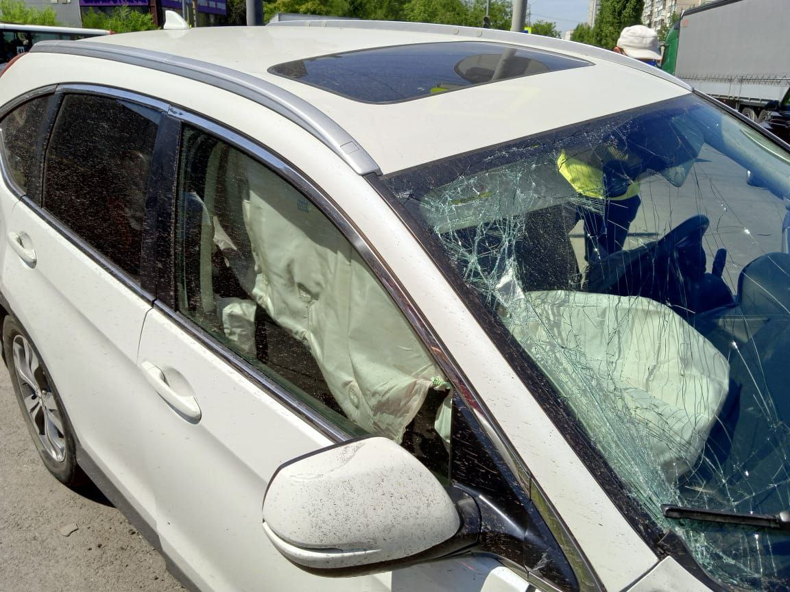 Два человека пострадали в ДТП с маршруткой в Саратове | 06.07.2024 | Саратов  - БезФормата