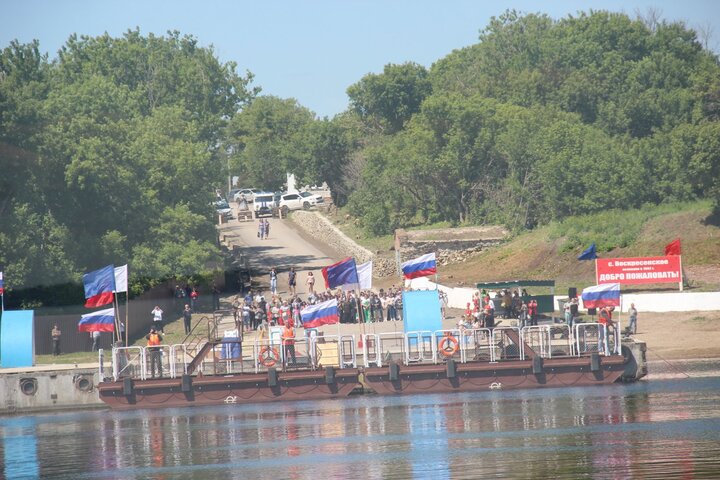 причал в селе Воскресенское