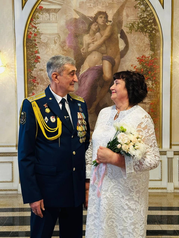 © группа «Дворец бракосочетаний» в соцсети «ВКонтакте»