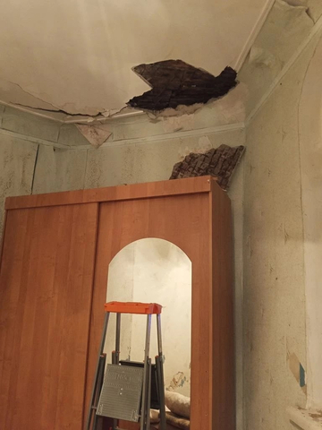 Протекающий потолок в доме на Лермонтова, 31