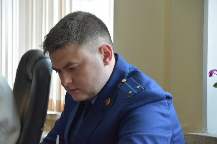 Гособвинитель Андрей Самохвалов