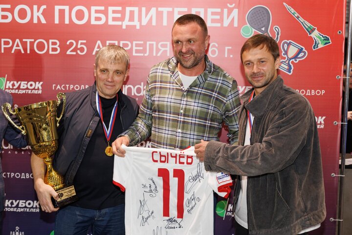Победители турнира - Дмитрий Гусев (слева) и Дмитрий Сычёв (справа)