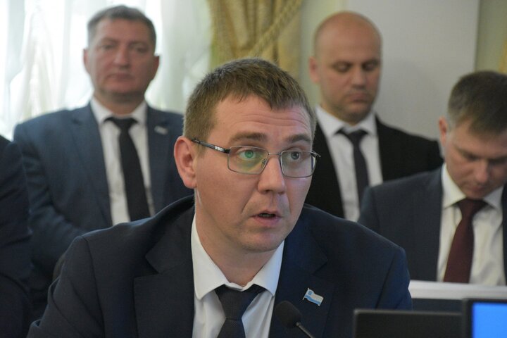 Александр Серебряков