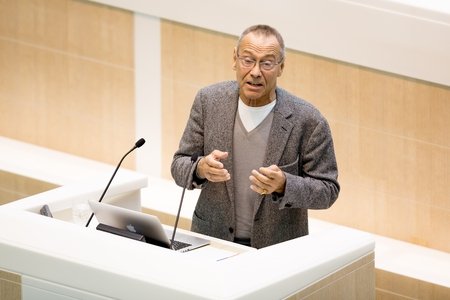 Режиссер Андрей Кончаловский: Мы еще пока живем в обществе, где не возникала буржуазия