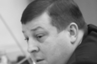 Славься, послушный российский народ