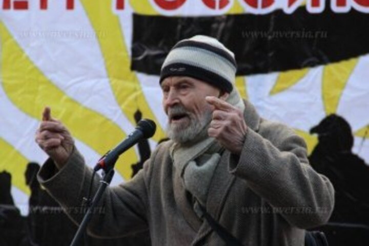 В Саратове прошел митинг в поддержку «Русского марша»