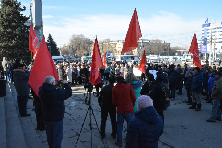 В Саратовской области сняли ограничения на проведение массовых мероприятий, но с определенными оговорками