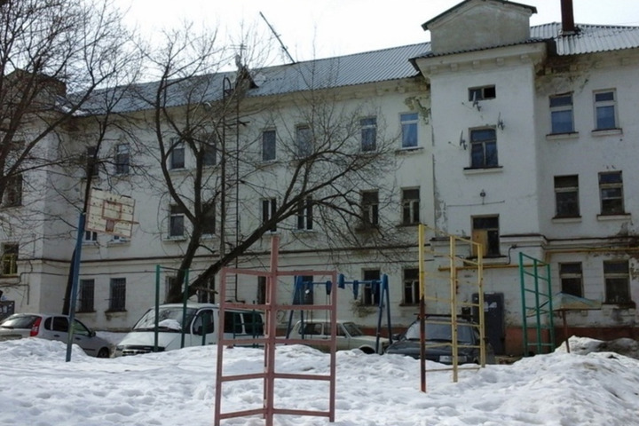 Мэр признал аварийной «сталинку» на улице, где все 15 домов являются памятниками, снос которых запрещен