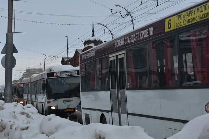 Конкурс перевозчиков в Саратове закончился частичным переделом рынка автобусных маршрутов