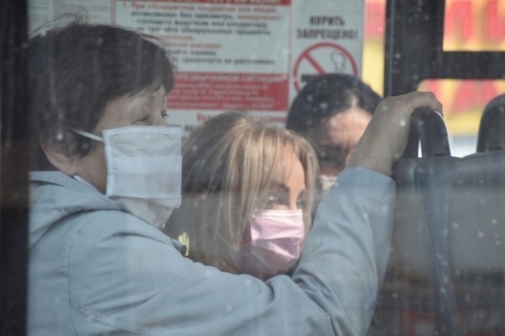 Чиновники рассказали, будет ли в Саратовской области третья волна коронавируса и когда горожане снимут маски