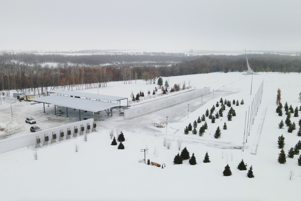 К 60-летию полета Гагарина в космос в Саратовской области строят парк почти за миллиард рублей: показываем, как он выглядит за два месяца до открытия